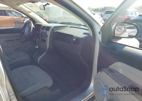 2007 Jeep Compass Sport из США, поврежденный, VIN 1J8FT47W07D145456